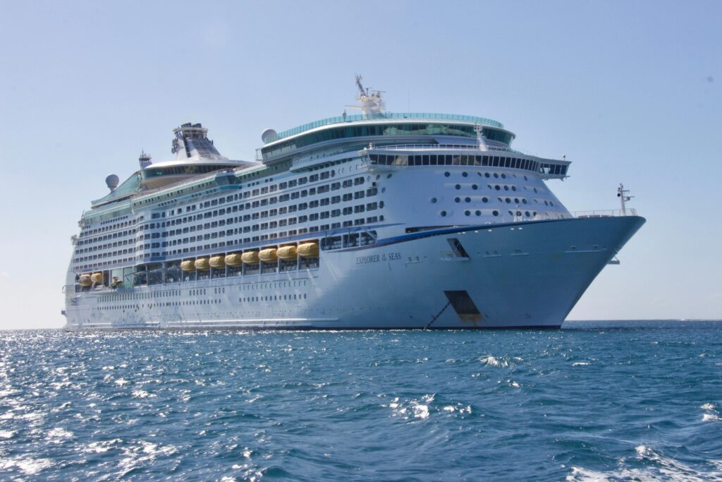 picture-of-cruise-ship